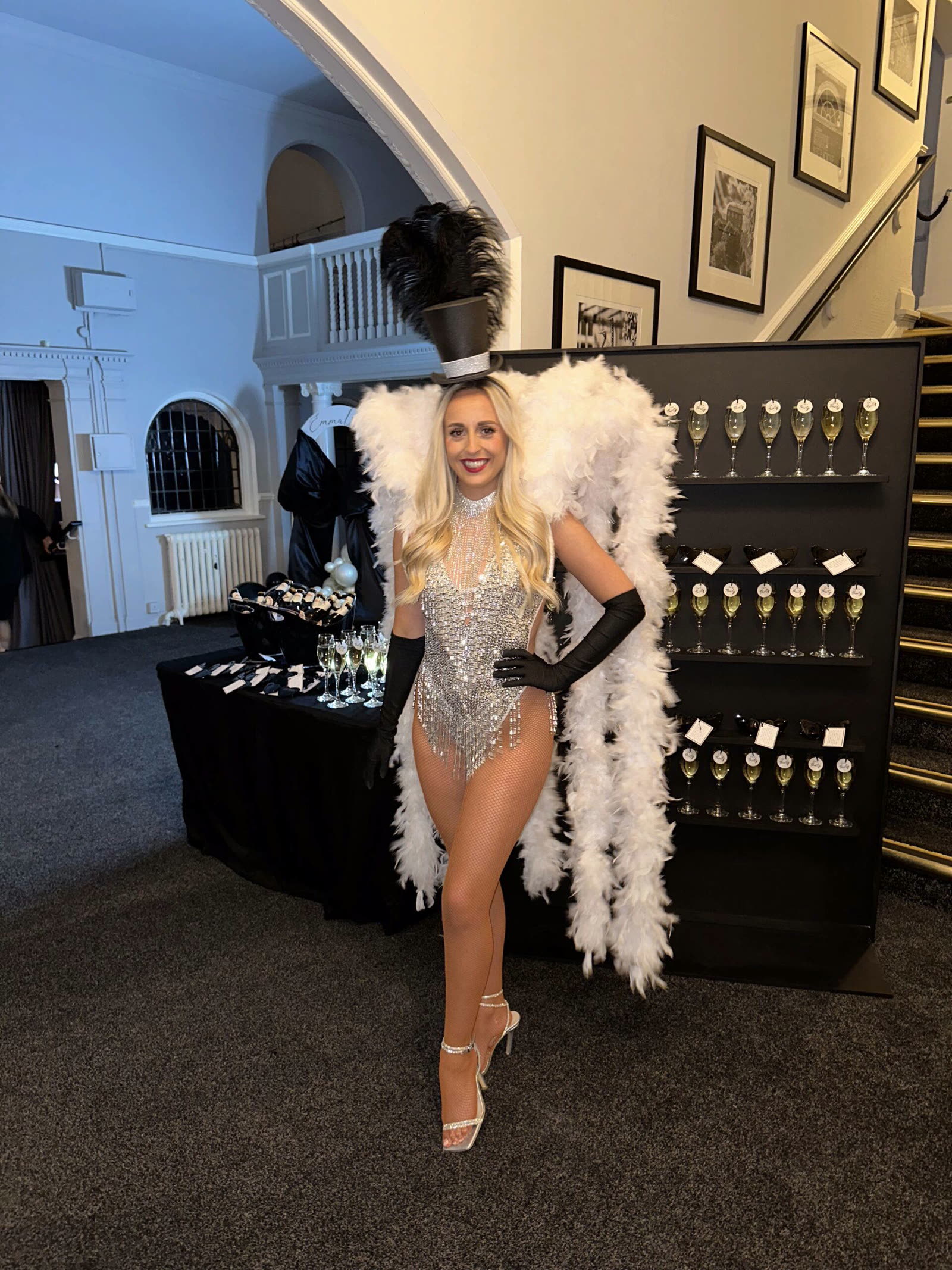 Showgirls photo 2